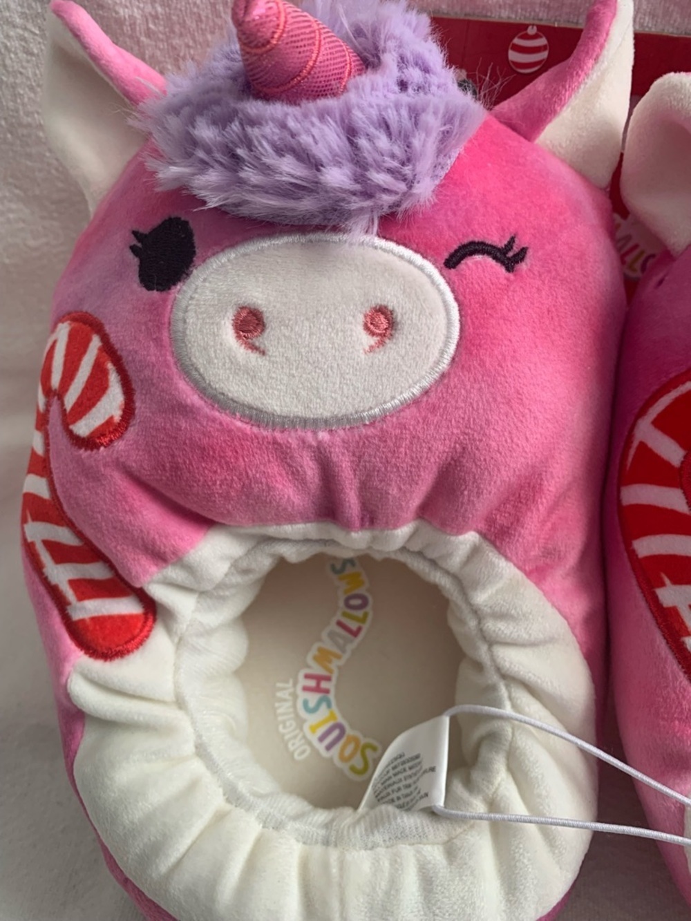 NWT Squishmellow Christmas Unicorn Slippers, Size 2/3 Kids - Picture 2 of 6